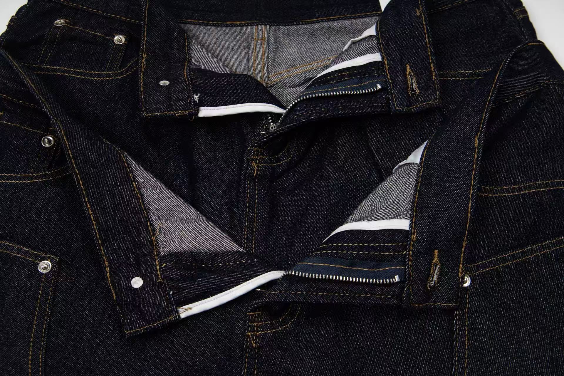 CapCabin “Double Waist Panel Denim Shorts”